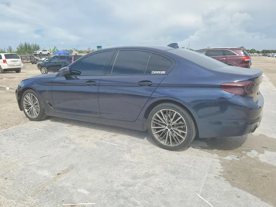 WBAJA5C36HG894817 — 2017 BMW 530 photo 2