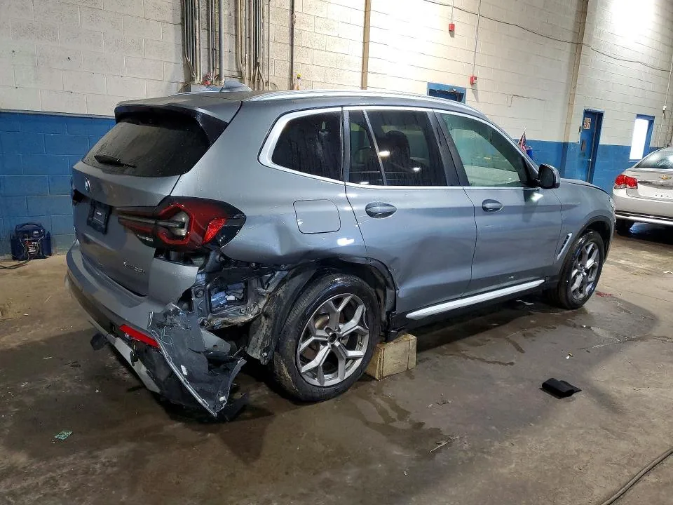 5UX53DP06P9P63784 — 2023 BMW X3 photo 3