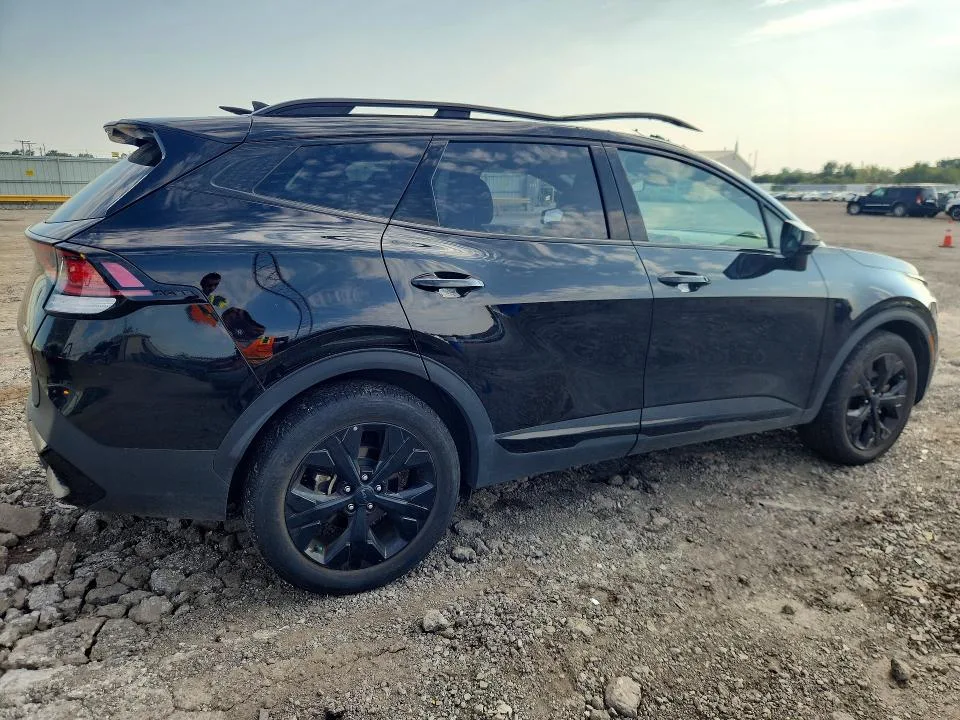 5XYK6CDF8SG233757 — 2025 KIA SPORTAGE photo 3