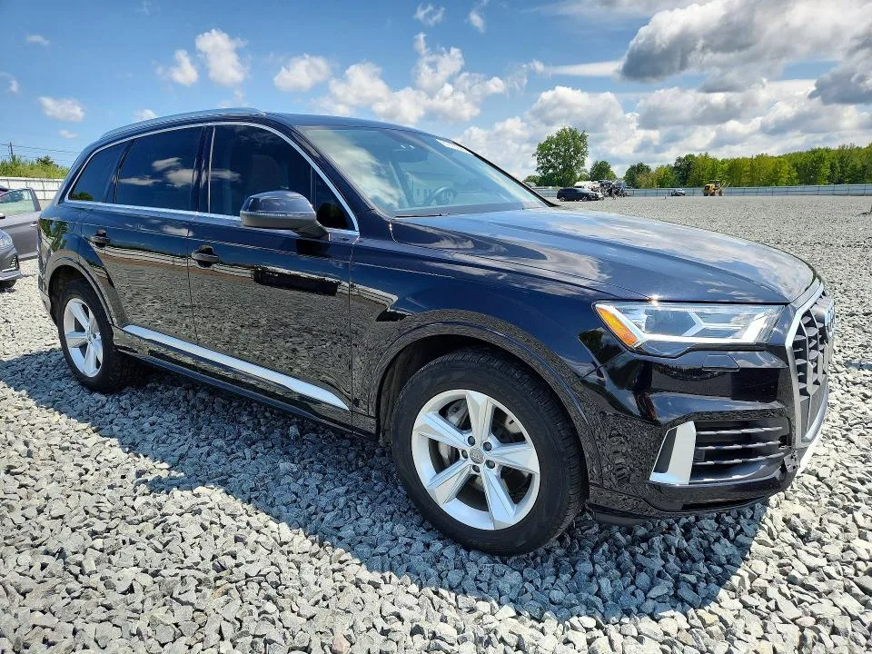 WA1AXAF73LD001029 — 2020 AUDI Q7 photo 4