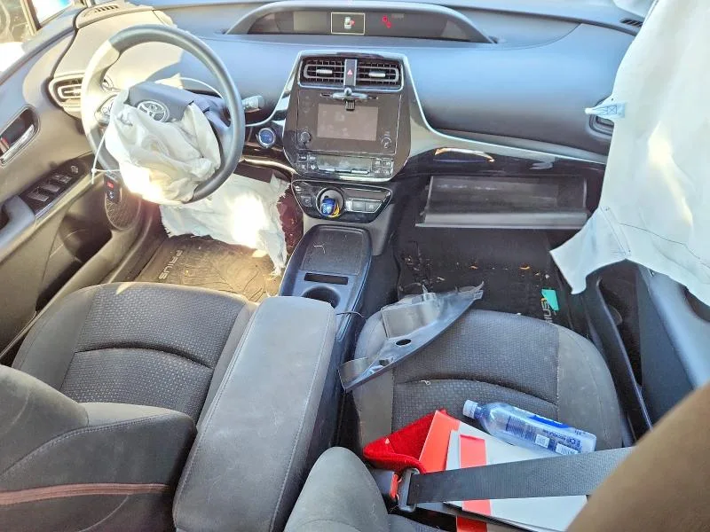 JTDL9RFUXK3004429 — 2019 TOYOTA PRIUS photo 8