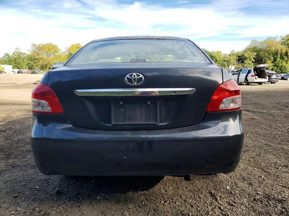 JTDBT4K34A1356039 — 2010 TOYOTA YARIS photo 6