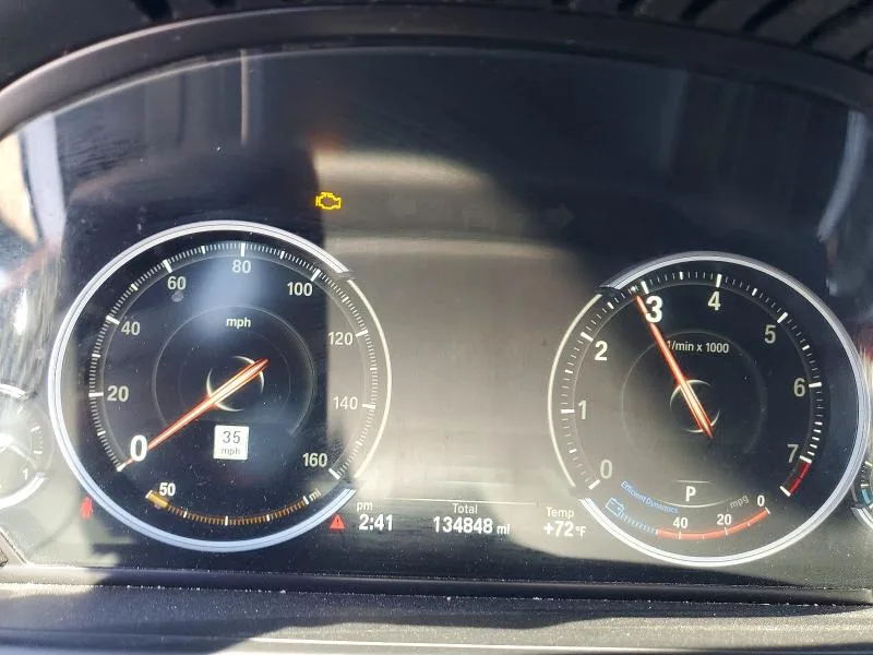 WBA6D4C53JGA01018 — 2018 BMW 650 photo 9