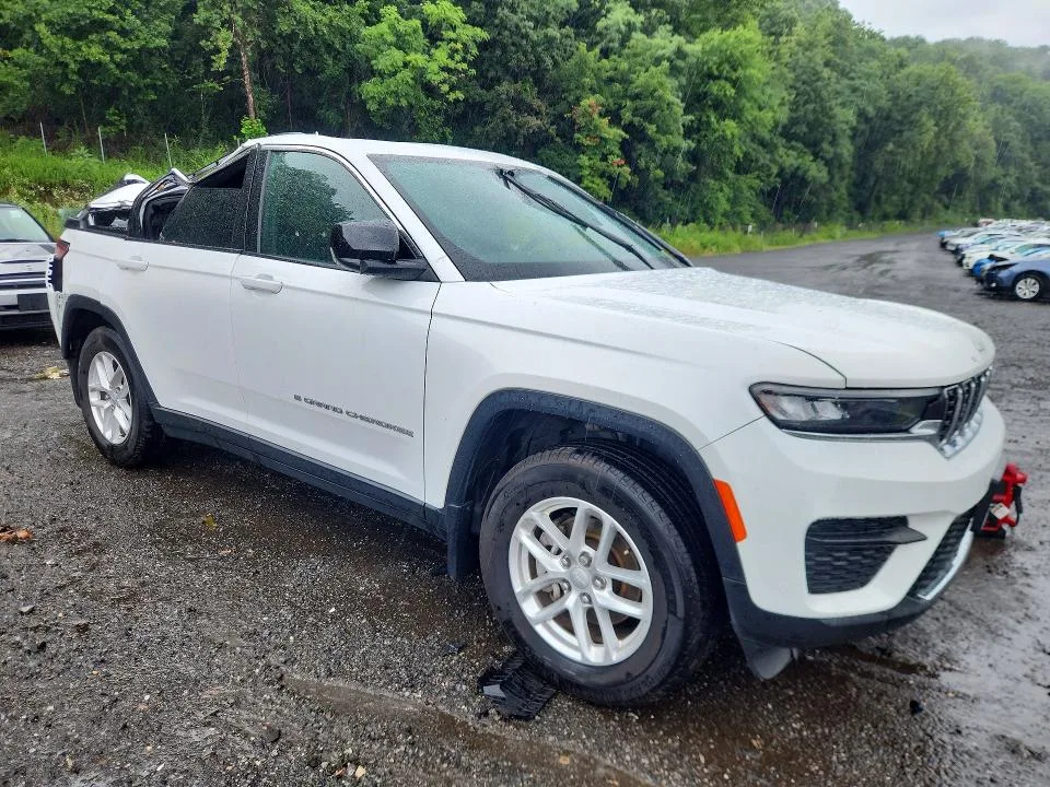 1C4RJHAG8SC302653 — 2025 JEEP GRAND CHEROKEE photo 4