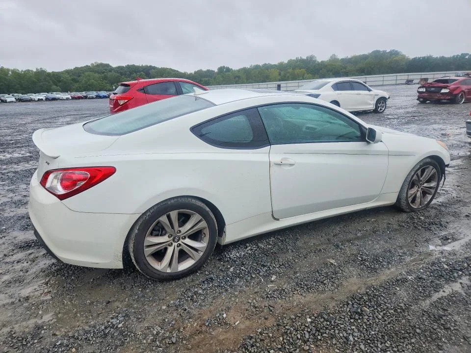 KMHHT6KD4BU065115 — 2011 HYUNDAI GENESIS COUPE photo 3