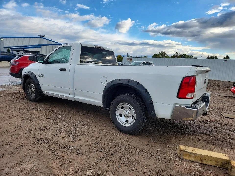 3C6JR6DGXEG303530 — 2014 RAM 1500 photo 2