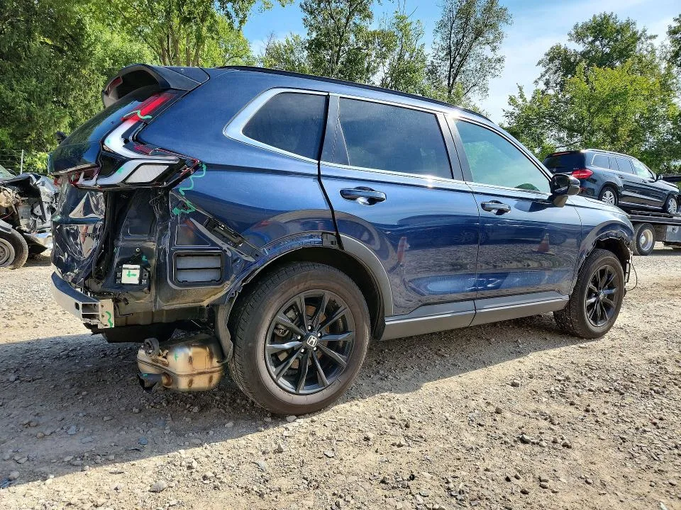 5J6RS6H88RL021134 — 2024 HONDA CR-V photo 3