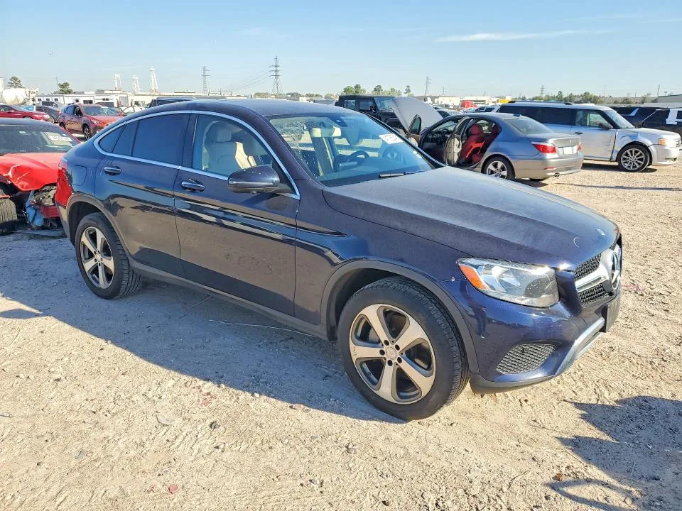 WDC0J4KB5HF152779 — 2017 MERCEDES-BENZ GLC COUPE photo 4