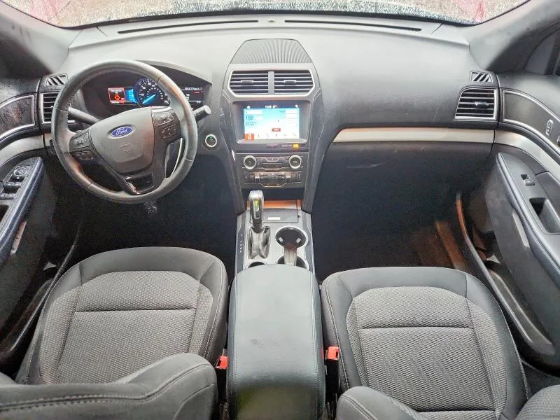 1FM5K7D88HGD55957 — 2017 FORD EXPLORER photo 8