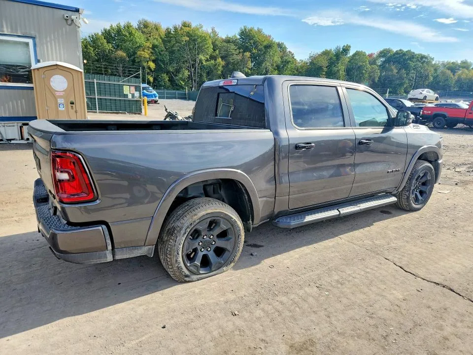 1C6SRFFP7SN656828 — 2025 RAM 1500 photo 3
