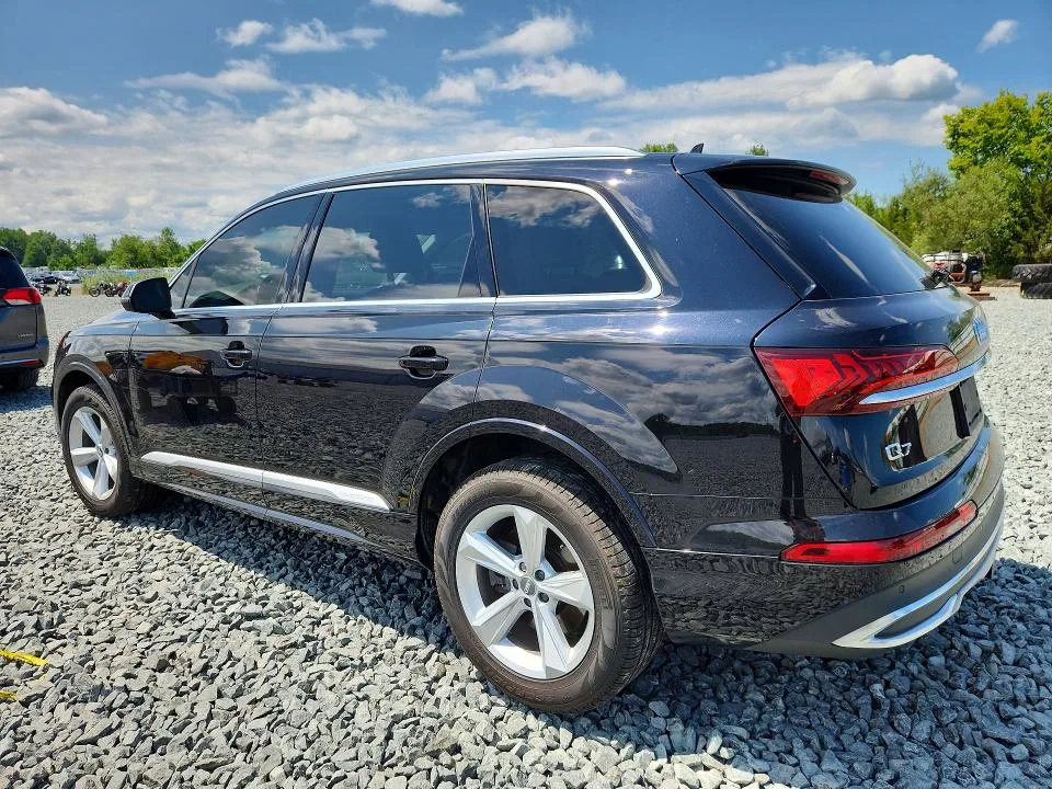WA1AXAF73LD001029 — 2020 AUDI Q7 photo 2