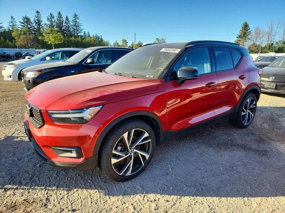 YV4162UM7K2149831 — 2019 VOLVO XC40 photo 1