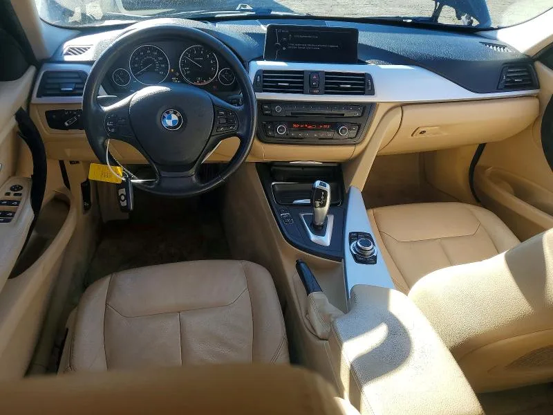 WBA3C1C56DF435705 — 2013 BMW 328 photo 8