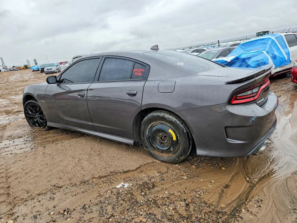 2C3CDXCT2LH177749 — 2020 DODGE CHARGER photo 2