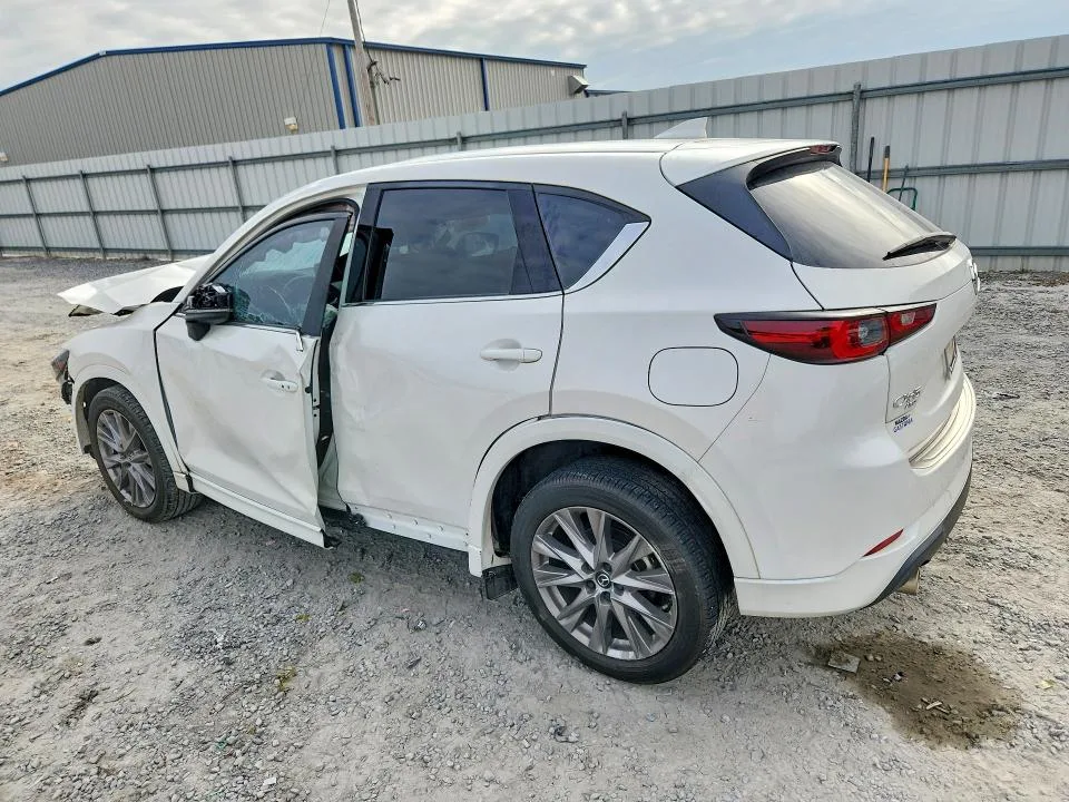 JM3KFBDLXR0417153 — 2024 MAZDA CX-5 photo 2