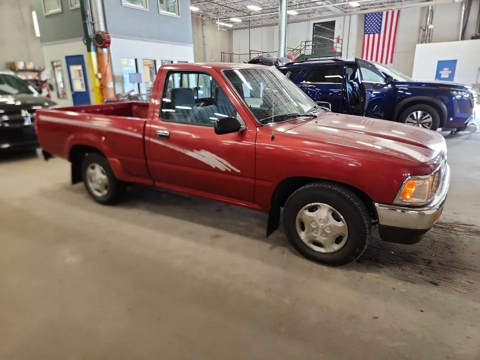 4TARN81P7PZ131530 — 1993 TOYOTA PICKUP photo 4