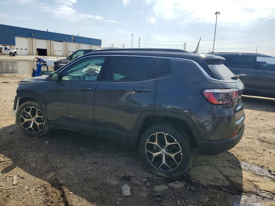 3C4NJDCN4RT151294 — 2024 JEEP COMPASS photo 2