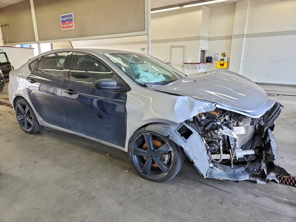 1C3CDFBB5GD578492 — 2016 DODGE DART photo 4