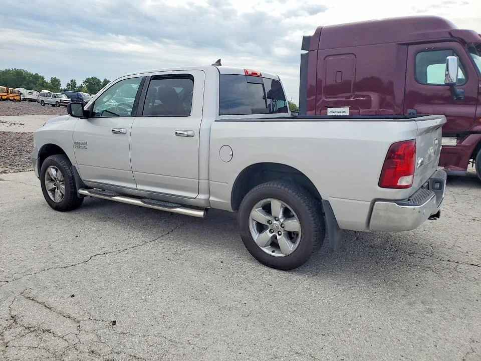 1C6RR7LG2GS213312 — 2016 RAM 1500 photo 2