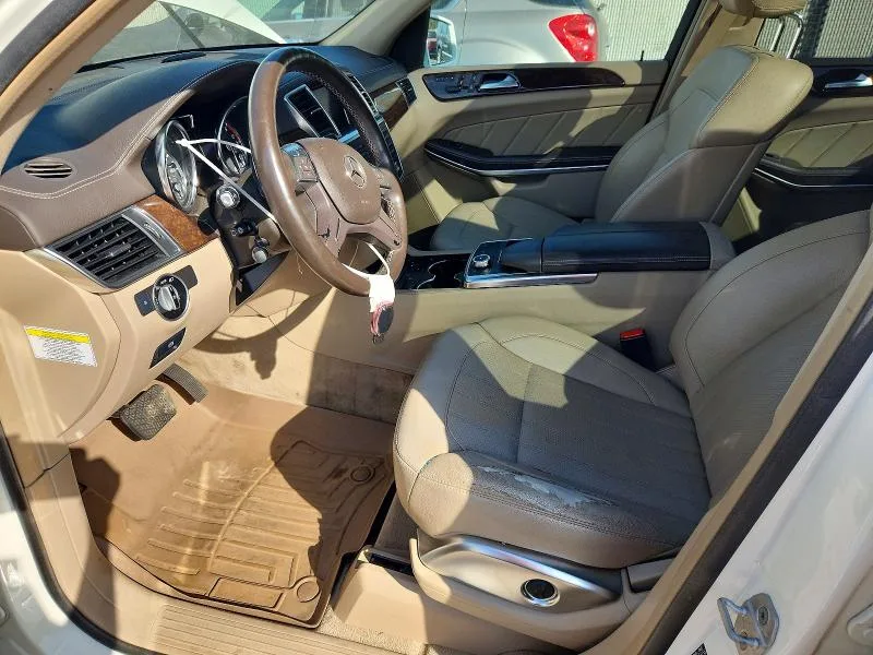 4JGDF6EE8GA697795 — 2013 MERCEDES-BENZ GL-GLASS photo 7