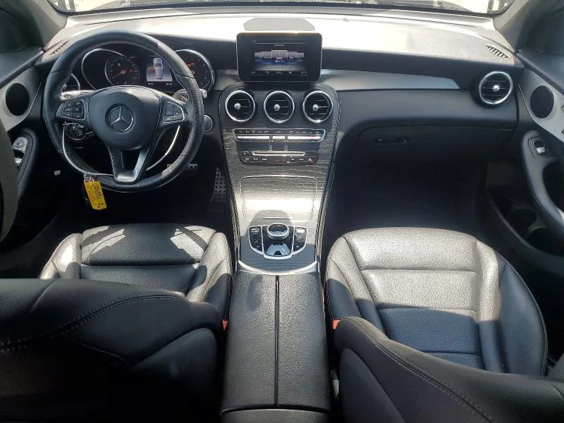 WDC0G4JB1KV135040 — 2019 MERCEDES-BENZ GLC photo 8
