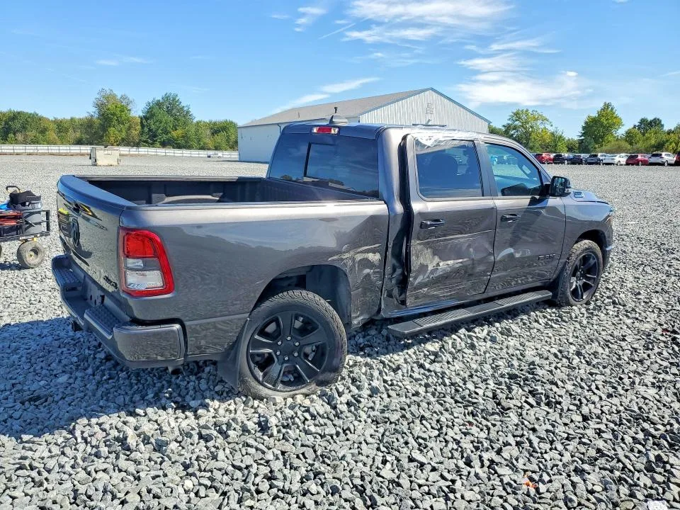 1C6RRFFG9RN227196 — 2024 RAM 1500 photo 3
