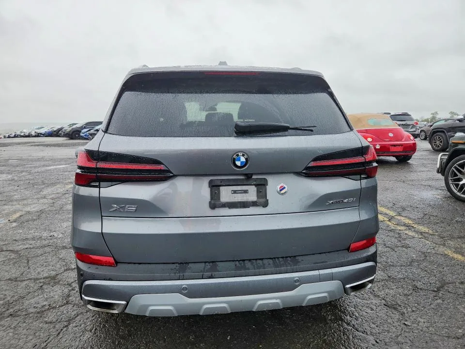 5UX23EU04R9V17963 — 2024 BMW X5 photo 6