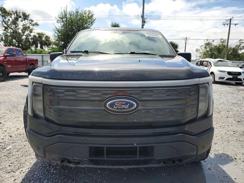 1FT6W1EV2NWG03300 — 2022 FORD F150 photo 5