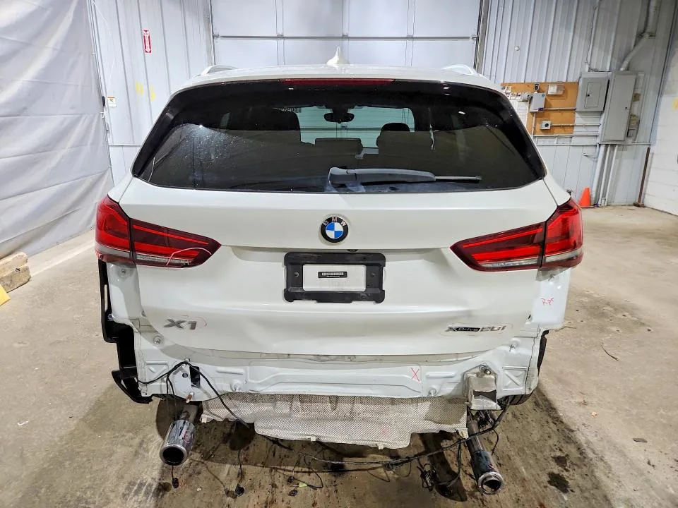 WBXJG9C07M5S54140 — 2021 BMW X1 photo 6