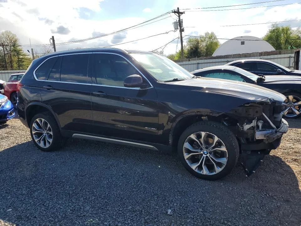 5UXKR0C37H0V69510 — 2017 BMW X5 photo 4