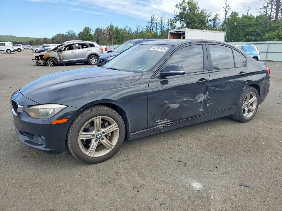 WBA3B5C51DJ598477 — 2013 BMW 328