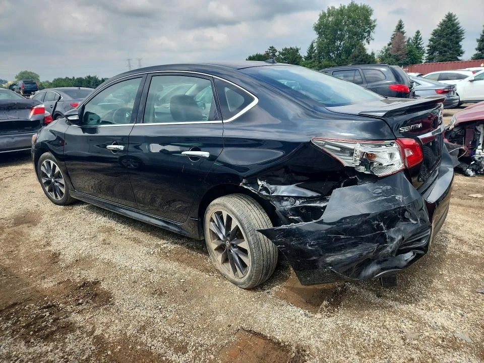 3N1AB7AP6GY225710 — 2016 NISSAN SENTRA photo 2