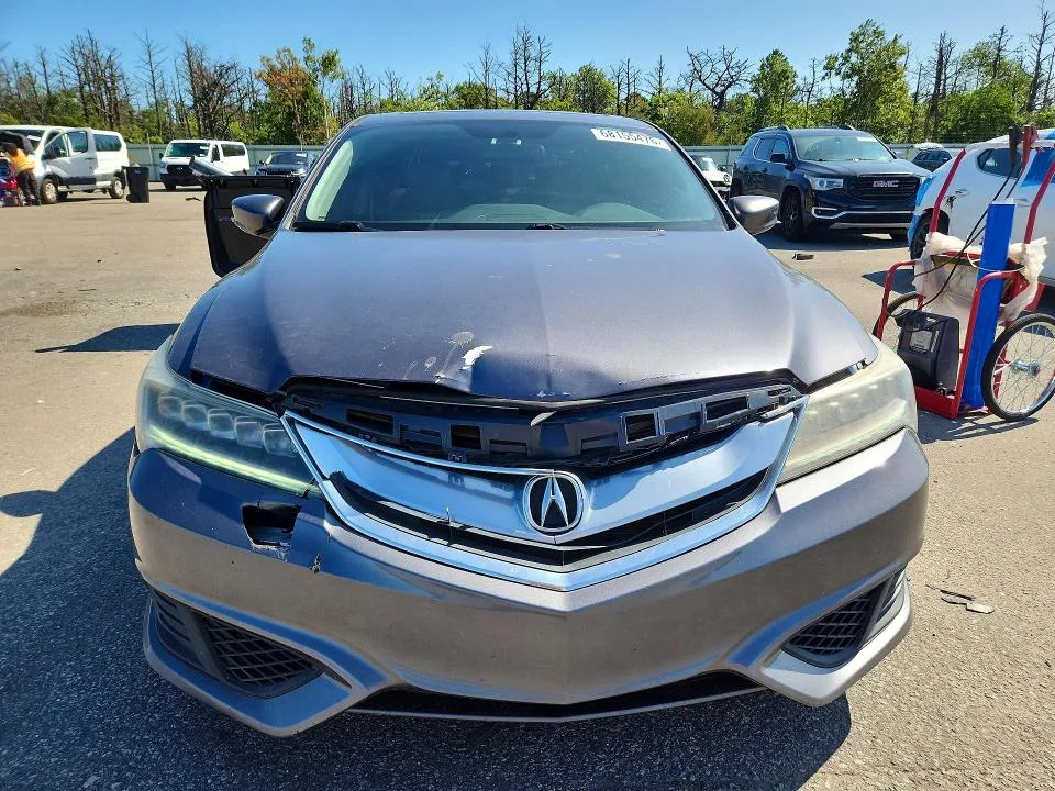 19UDE2F40JA003910 — 2018 ACURA ILX photo 5