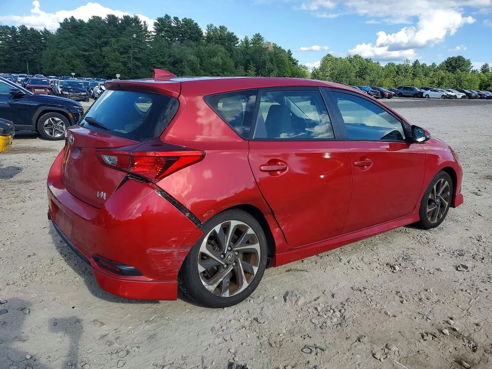 JTNKARJE8JJ559579 — 2018 TOYOTA COROLLA IM photo 3