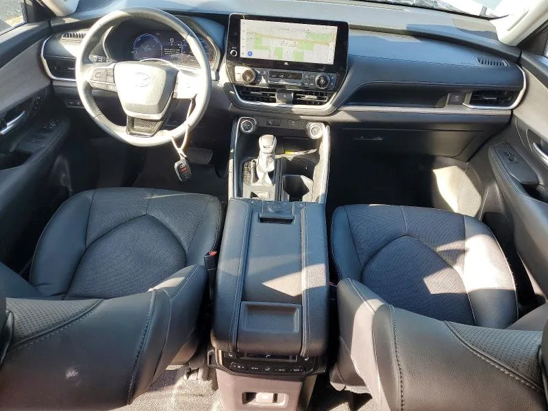 5TDACAB53TS079935 — 2026 TOYOTA GRAND HIGHLANDER HYBRID photo 8