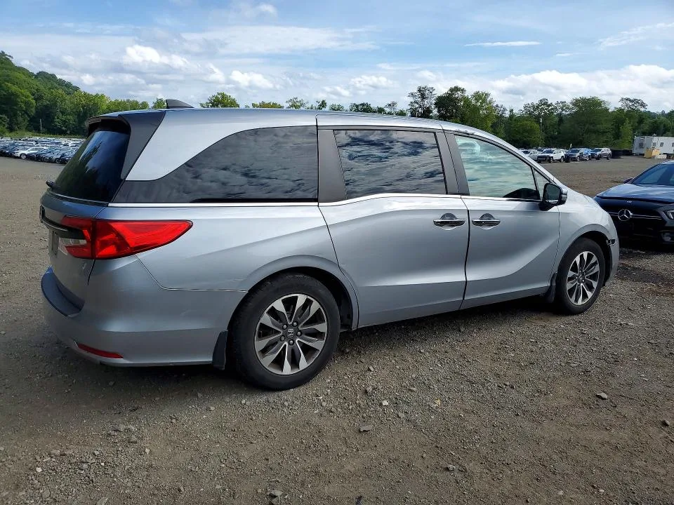 5FNRL6H74MB028958 — 2021 HONDA ODYSSEY photo 3