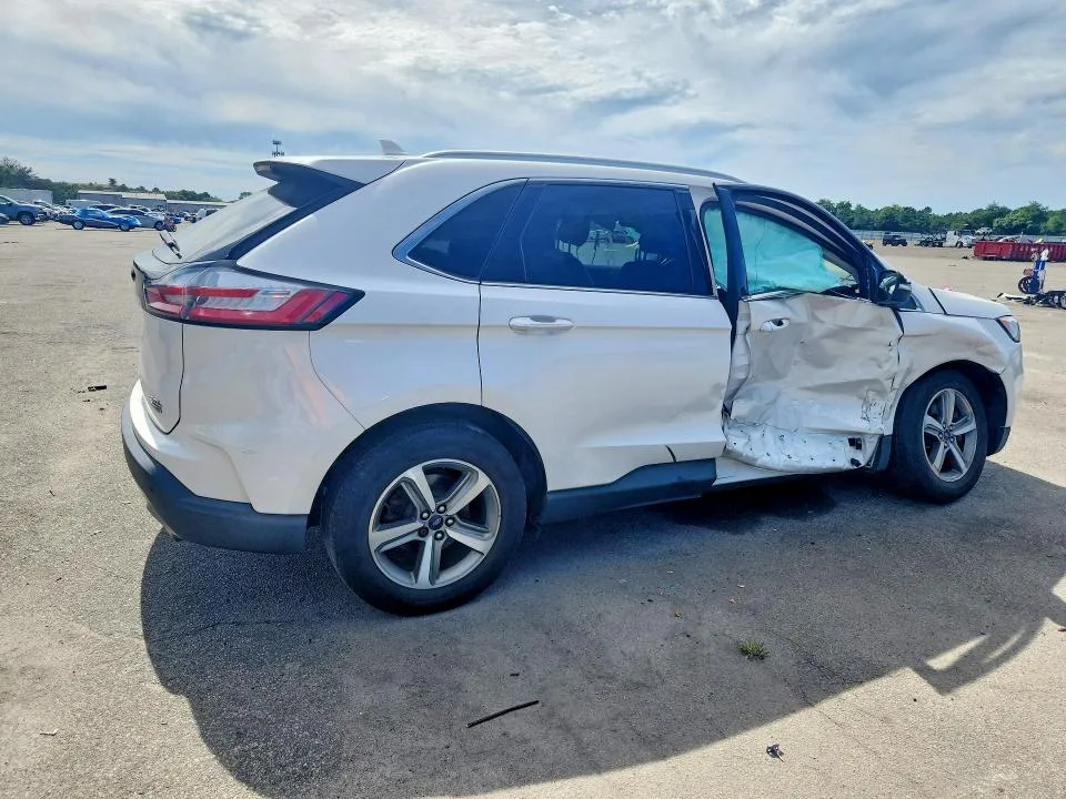 2FMPK4J91KBB18794 — 2019 FORD EDGE photo 3