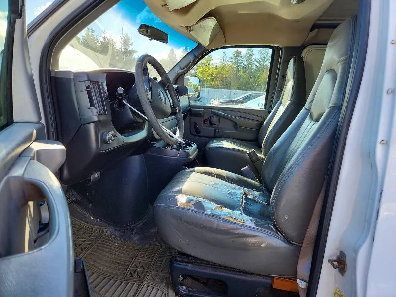 1GTW7FCA2E1904527 — 2009 GMC SAVANA photo 7