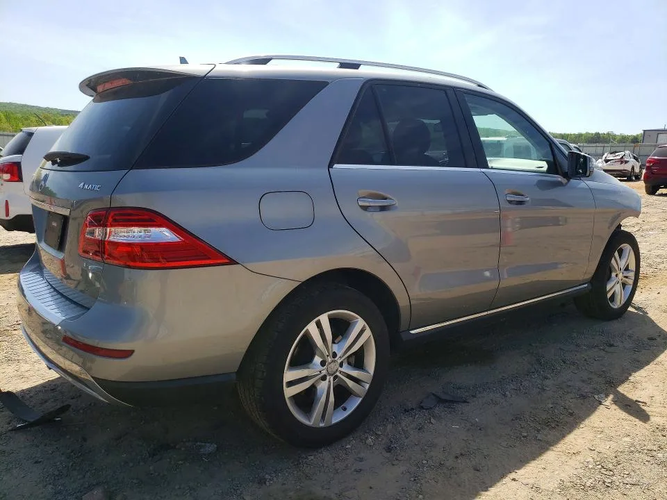 4JGDA5HB1FA608447 — 2015 MERCEDES-BENZ ML photo 3