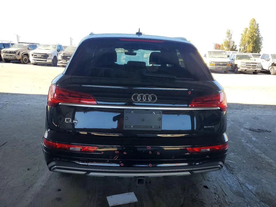 WA1BAAFY1M2111279 — 2021 AUDI Q5 photo 6