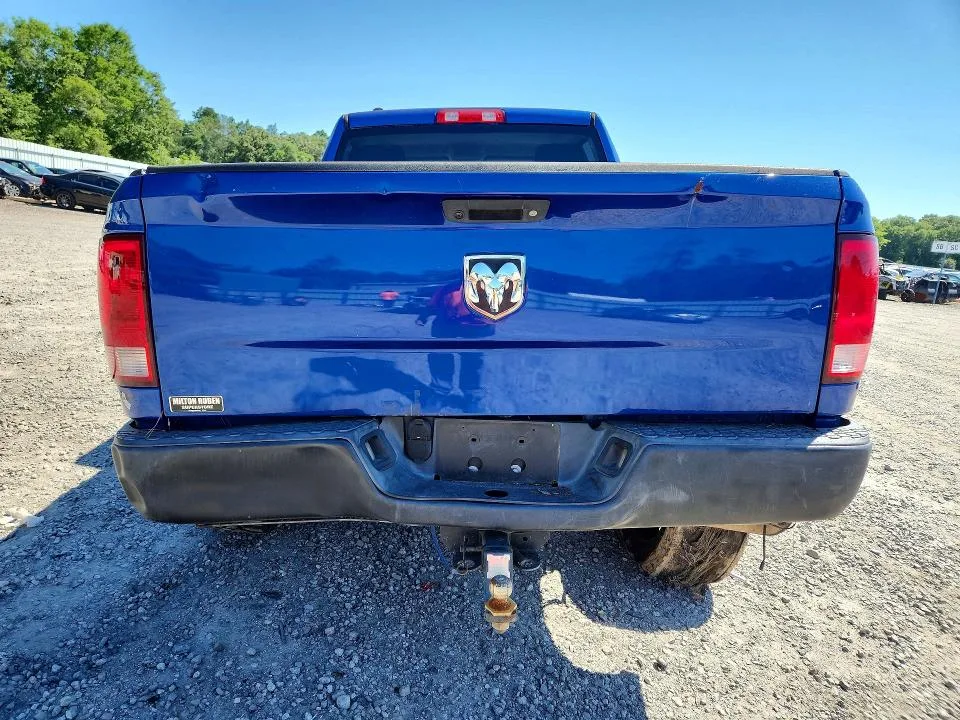 1C6RR6FT8JS211655 — 2018 RAM 1500 photo 6