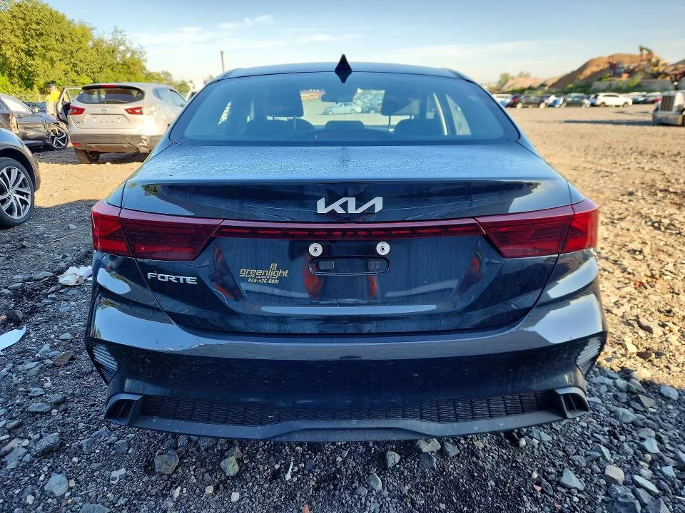 3KPF24AD6PE673048 — 2023 KIA FORTE photo 6