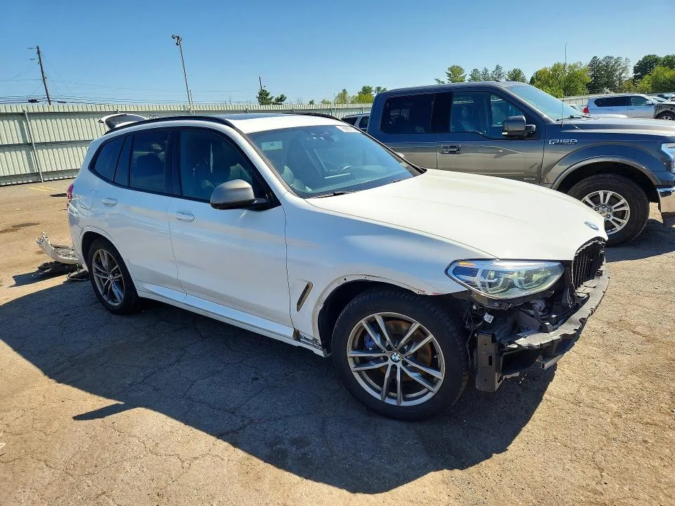 5UXTS3C54KLR73138 — 2019 BMW X3 photo 4