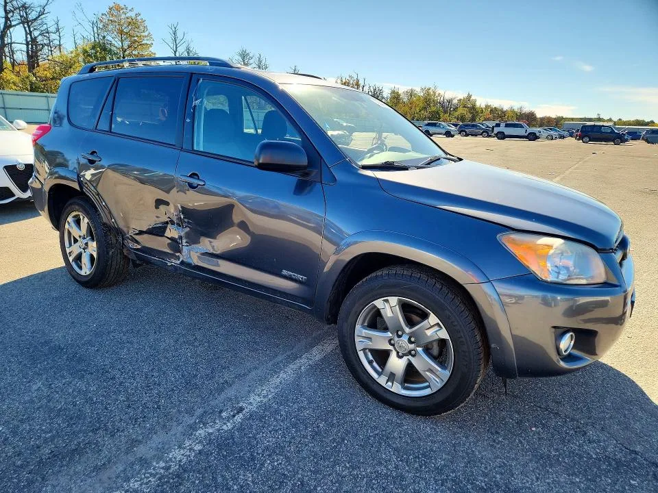 2T3RF4DVXAW045964 — 2010 TOYOTA RAV4 photo 4