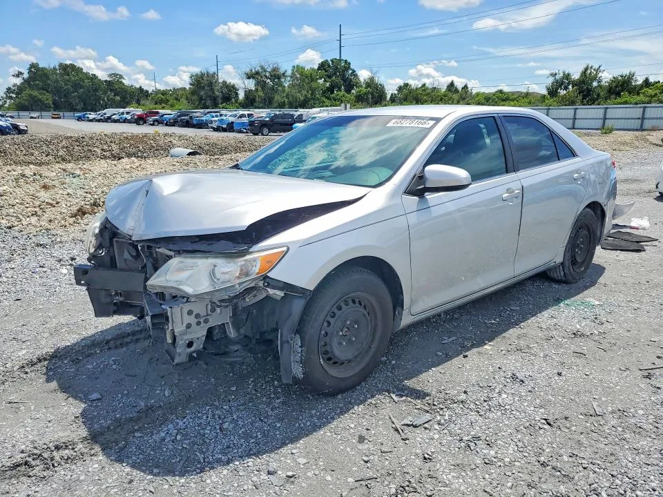 4T1BF1FK2EU309633 — 2014 TOYOTA CAMRY
