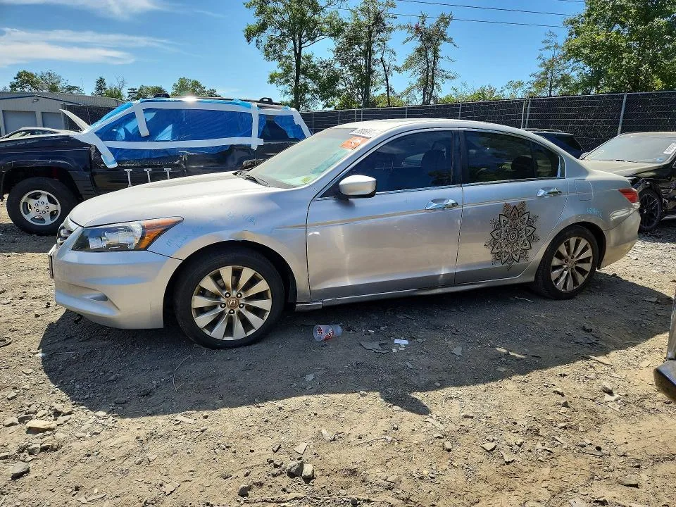 1HGCP3F84CA002101 — 2012 HONDA ACCORD