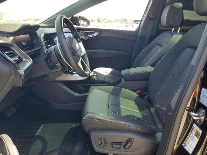 WA1MUBFZ1RP051352 — 2024 AUDI Q4 E-TRON photo 7