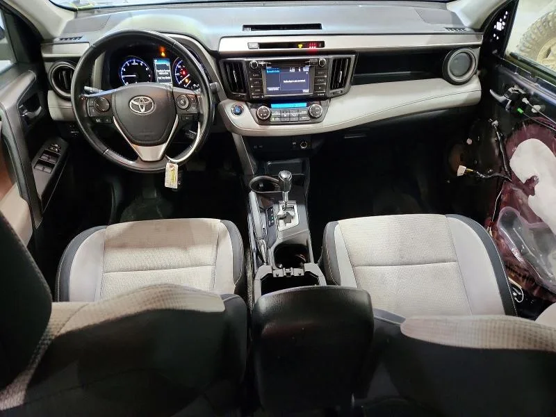 JTMRFREV4HD218087 — 2017 TOYOTA RAV4 photo 8