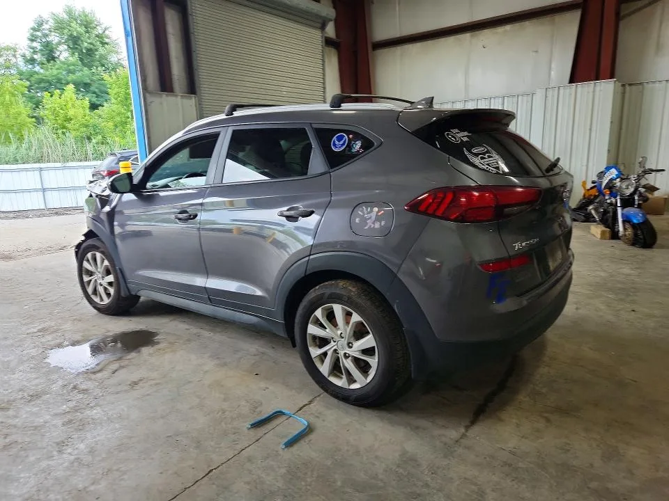 KM8J3CA41MU335146 — 2021 HYUNDAI TUCSON photo 2