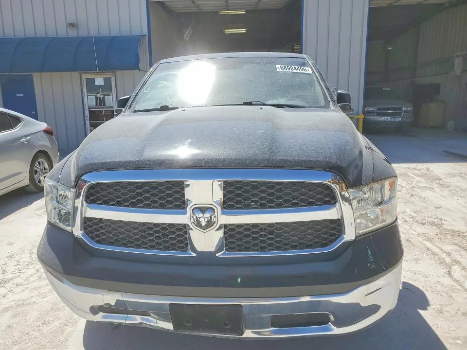 1C6RR6FG7KS555417 — 2019 RAM 1500 CLASSIC photo 5